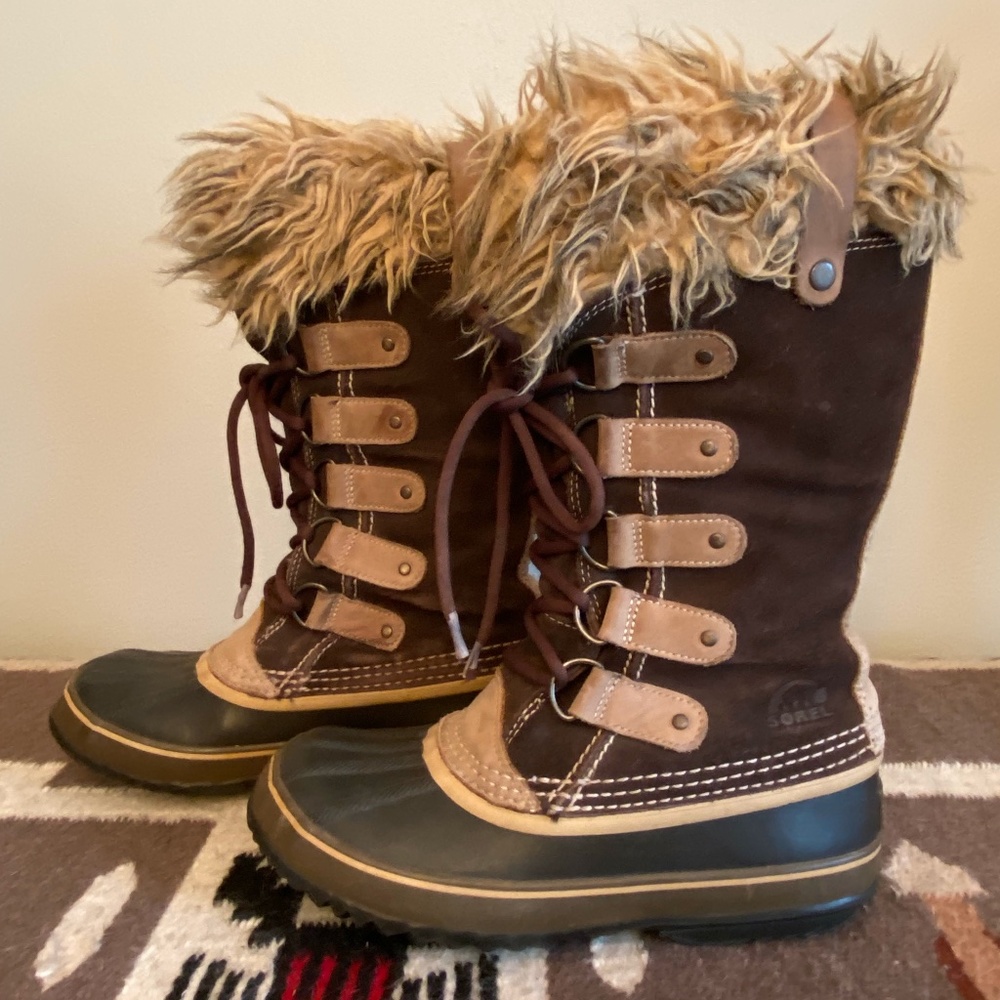 Joan of Arctic Waterproof Boots with liner